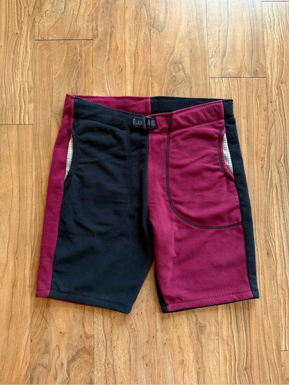 Melanzana fleece shorts